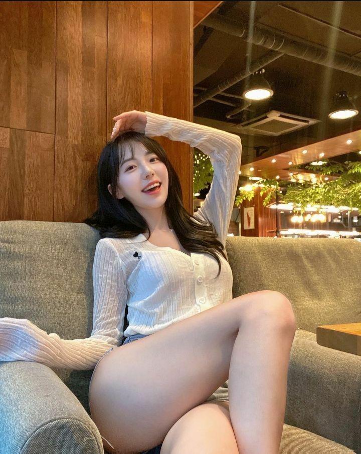 
허벅지녀 쏘블리+_+;;
