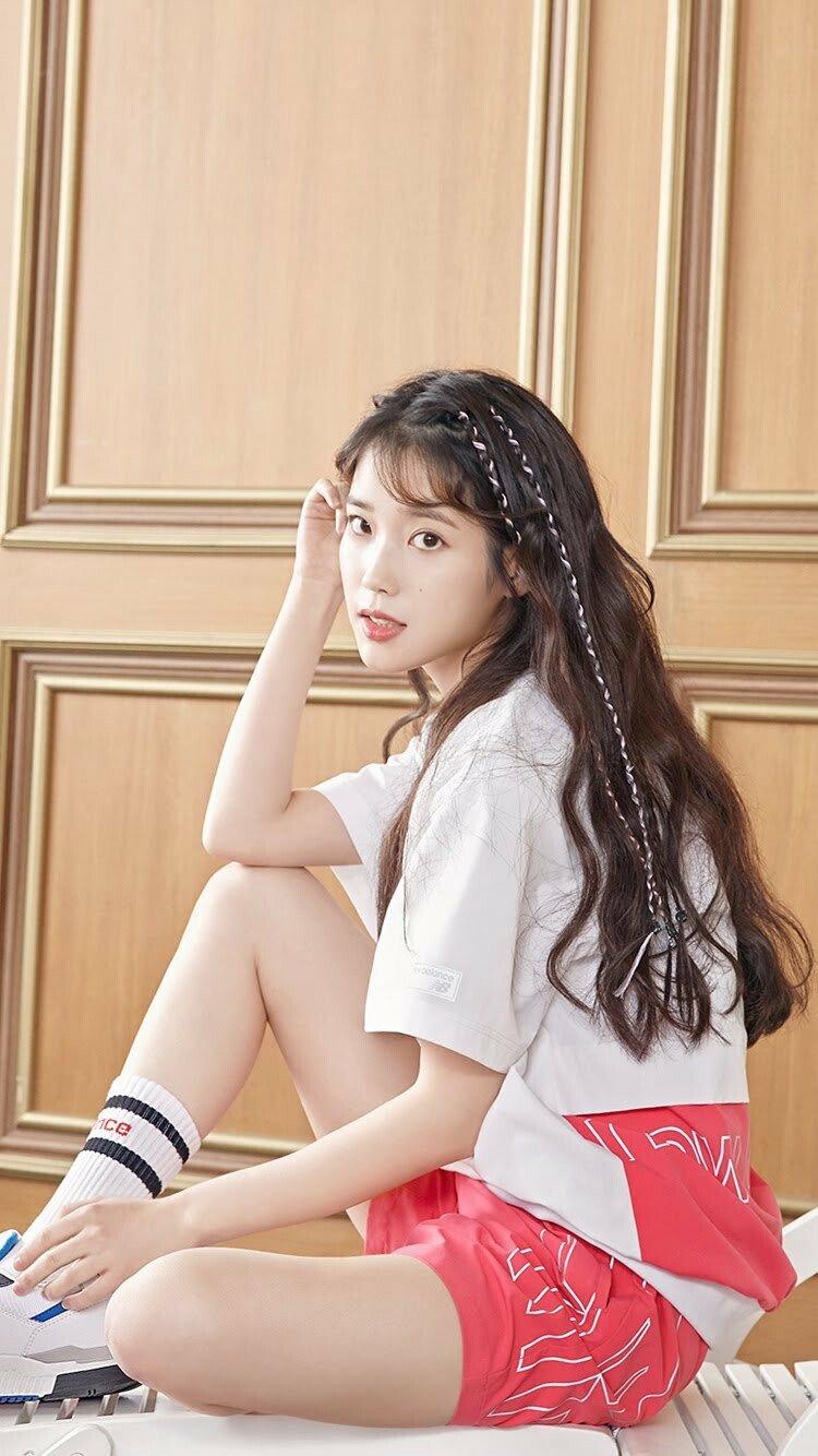 
아이유 화보
