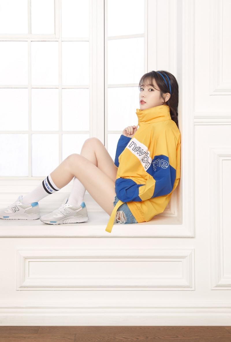 
아이유 화보
