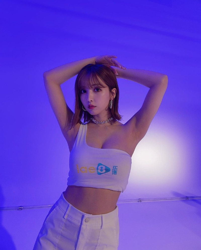 
미카미 유아
