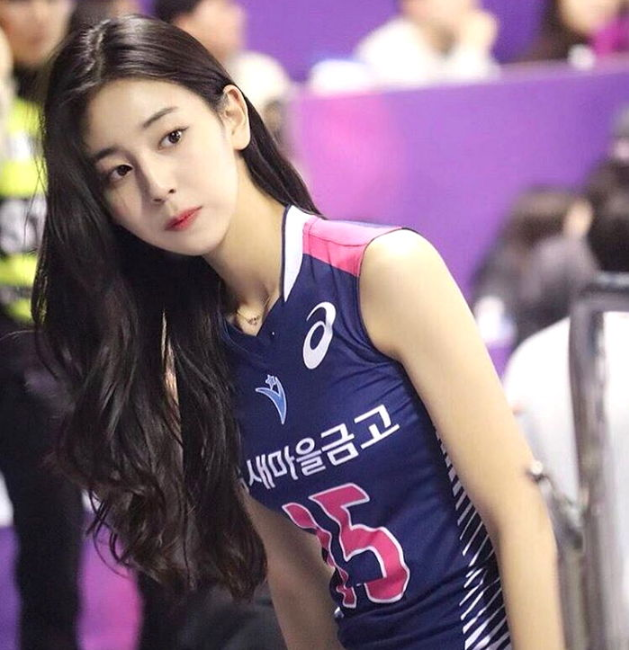 
[초스압] 00년생 치어리더.jpgif
