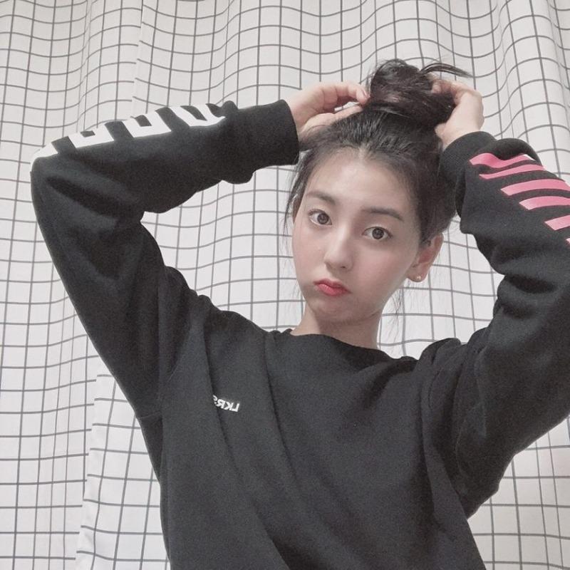 
[초스압] 00년생 치어리더.jpgif
