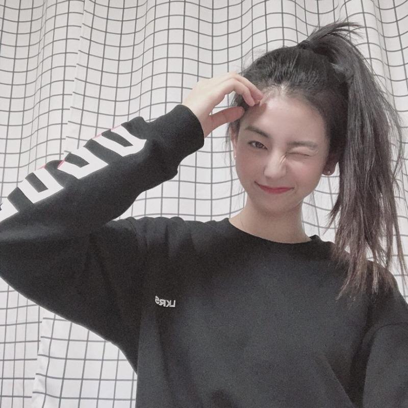 
[초스압] 00년생 치어리더.jpgif
