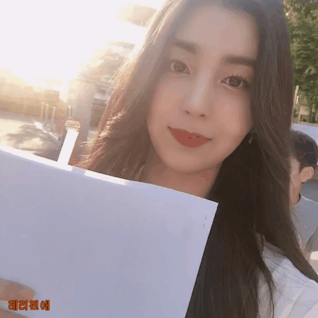 
[초스압] 00년생 치어리더.jpgif
