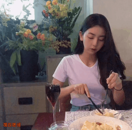 
[초스압] 00년생 치어리더.jpgif
