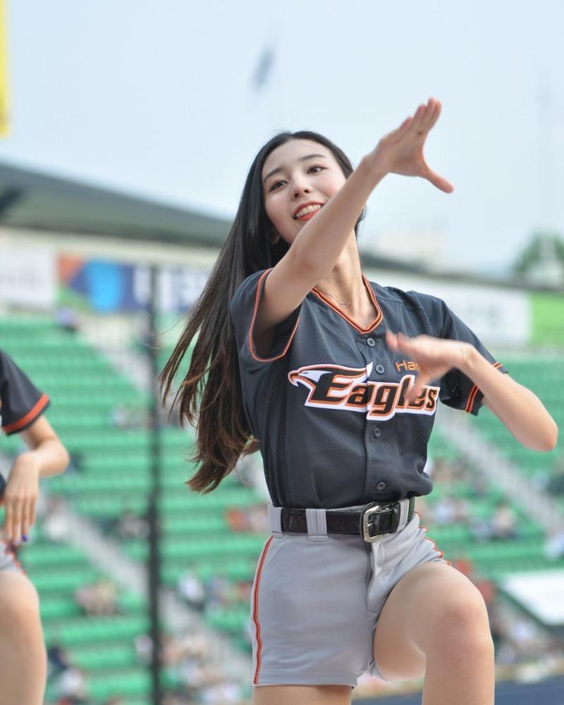 
[초스압] 00년생 치어리더.jpgif
