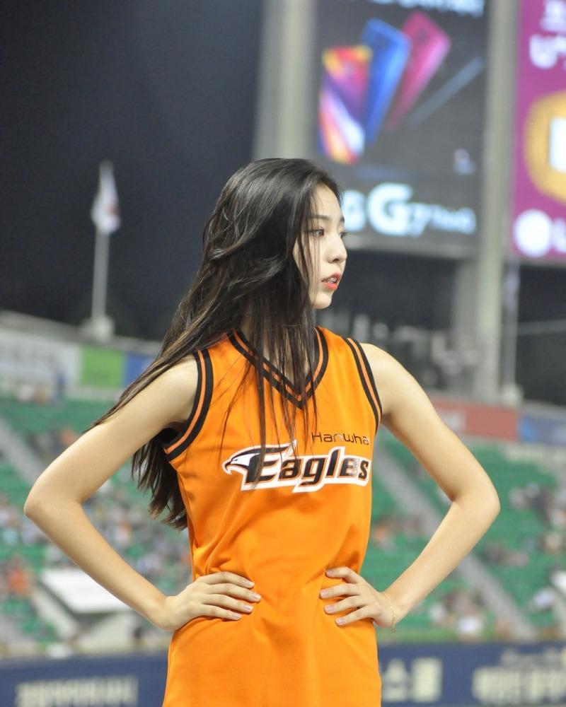 
[초스압] 00년생 치어리더.jpgif
