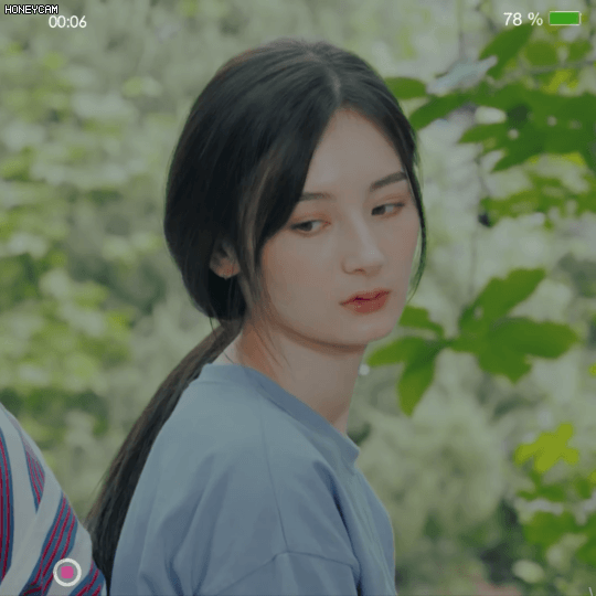 
한국에 있는 러시아 모델.gif
