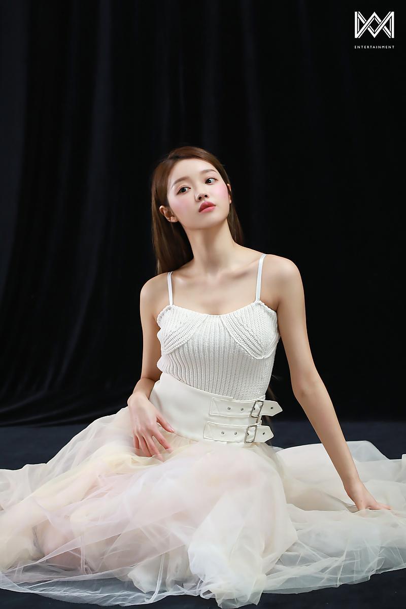 오마이걸 유아 화보