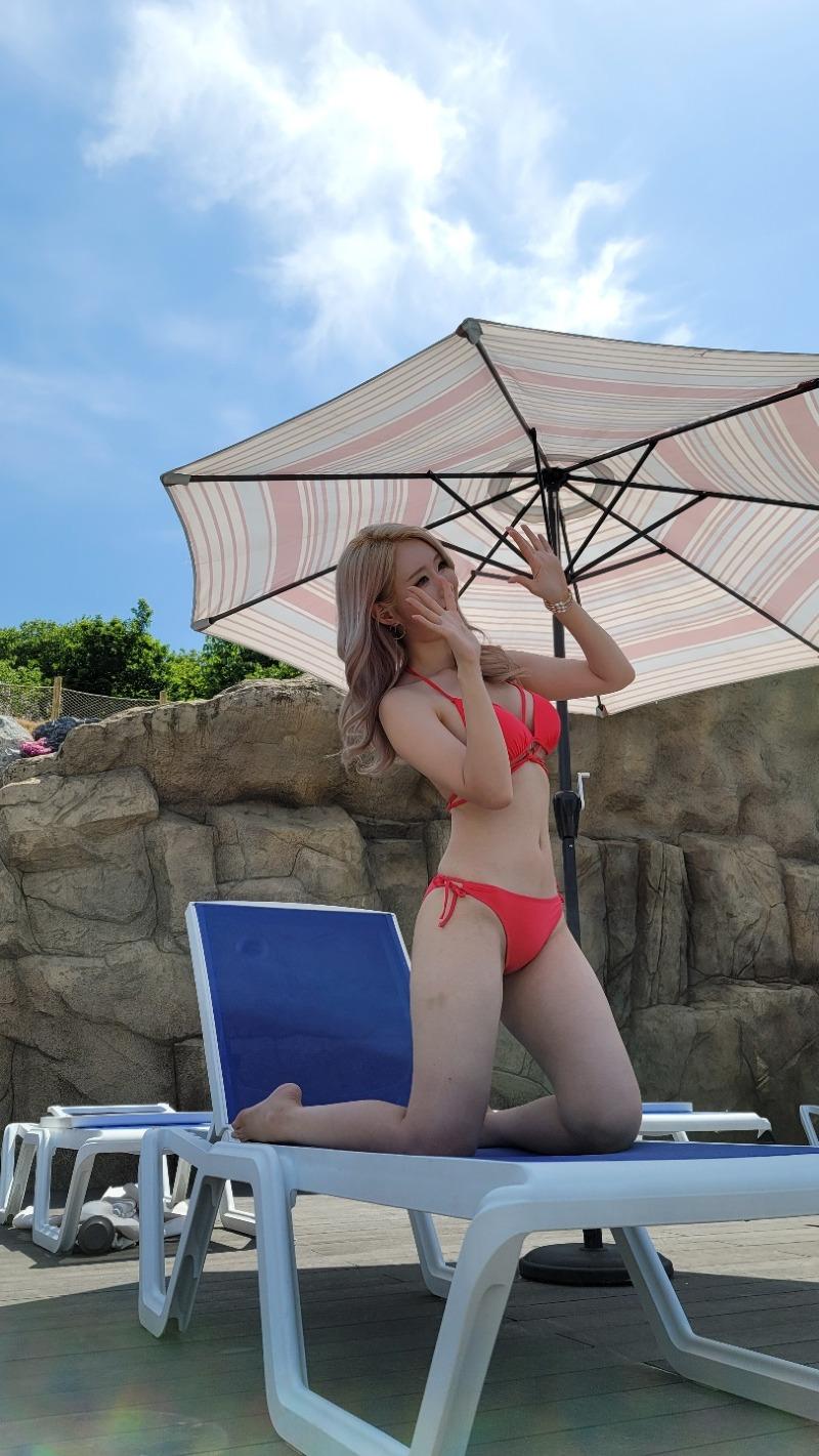 테르메덴 비키니 촬영 레이싱모델 도블리