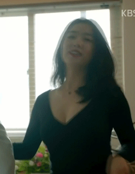 
은근 몸매가...~

