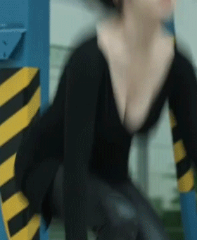 
은근 몸매가...~

