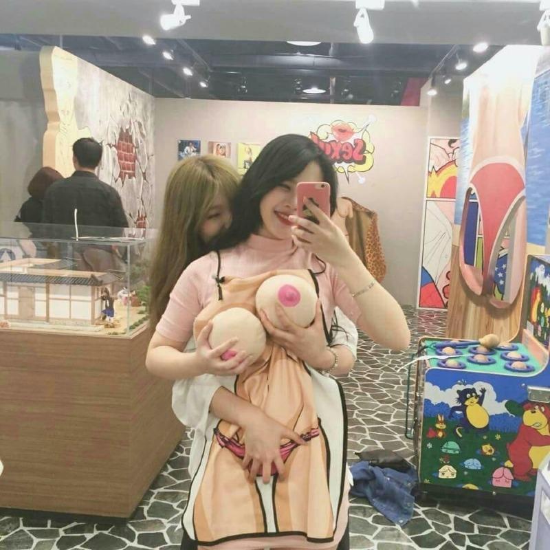 요즘 홍대 놀이터???