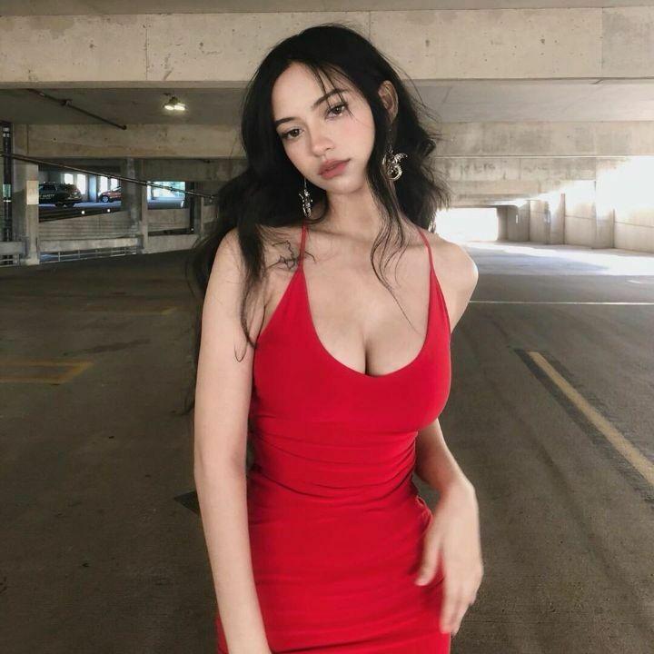 
러시아 쌍둥이 모델
