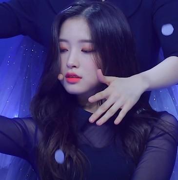 
아린
