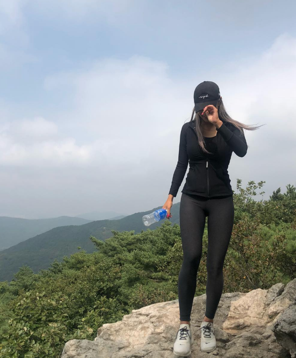 
운동하면 흔히 볼수 있는 복장
