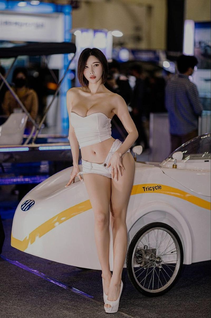 
레이싱모델
