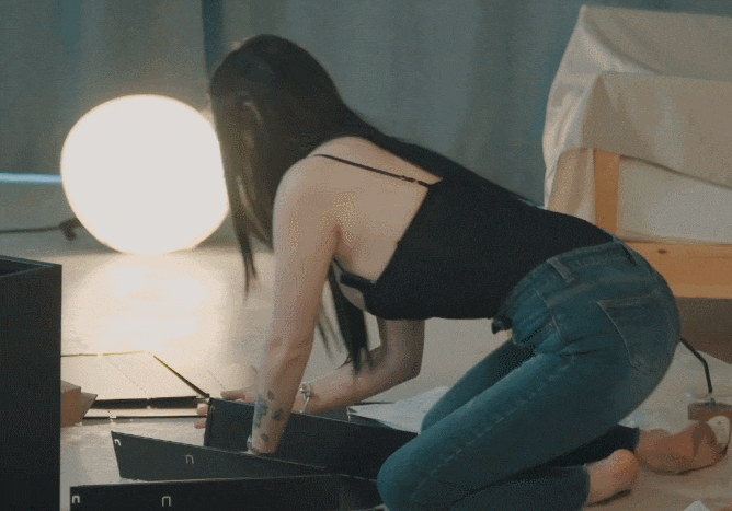 
오빠 조립할거 있어?
