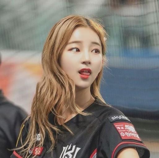 
김진아 진짜 이쁘다
