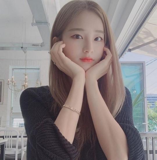 
김진아 진짜 이쁘다
