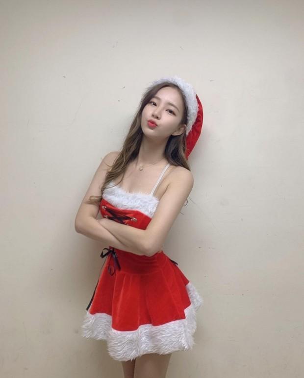
김진아 진짜 이쁘다
