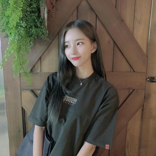 
김진아 진짜 이쁘다
