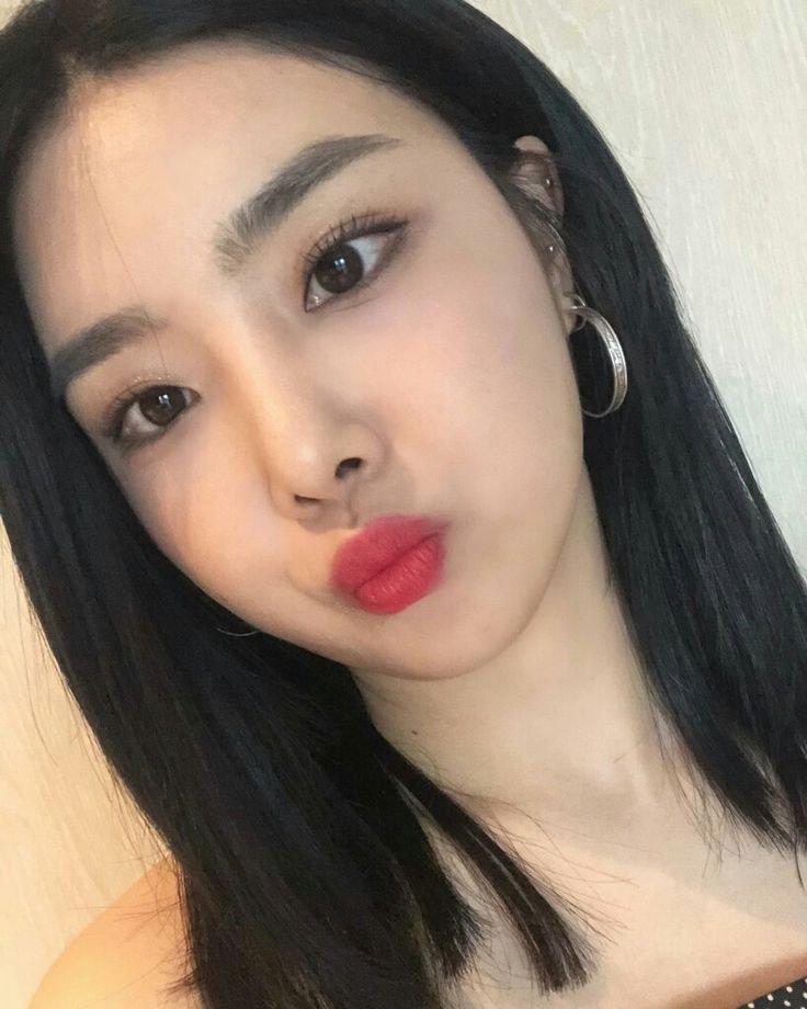 
[스압] 단발좌 유나 장발좌 시절.jpg
