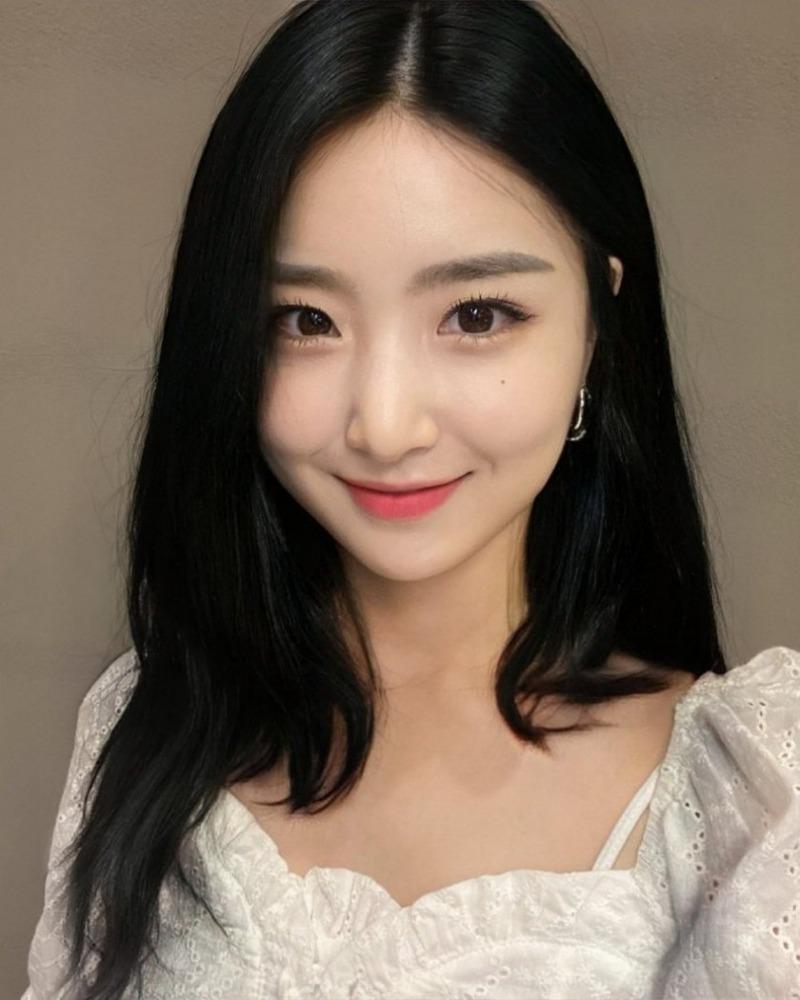 
[스압] 단발좌 유나 장발좌 시절.jpg
