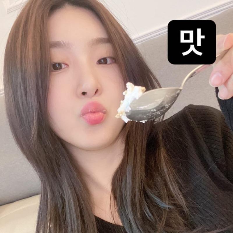 
[스압] 단발좌 유나 장발좌 시절.jpg

