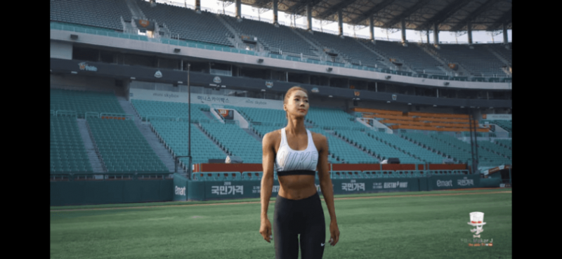 
힘을 개방하는 치어리더 누나.jpgif
