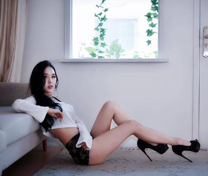 
레이싱모델 김가온
