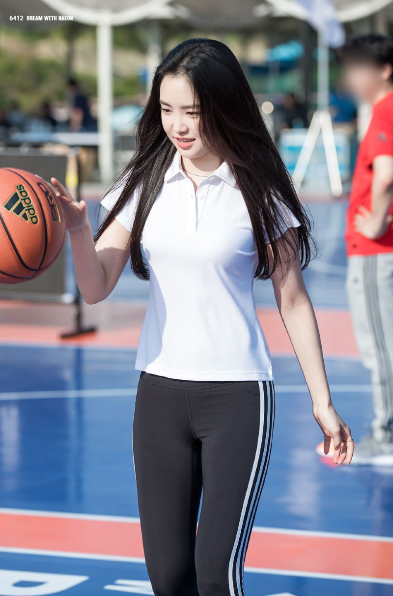 
손나은 레깅스
