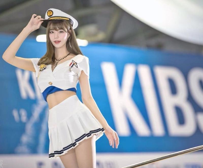 
레이싱모델 민한나
