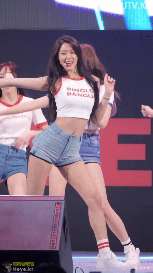 
청반바지 몸매
