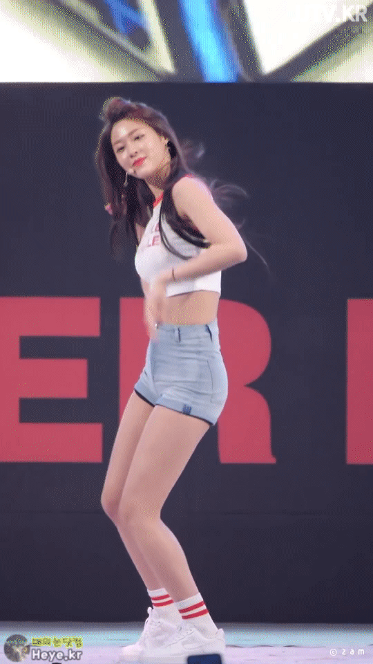 
청반바지 몸매
