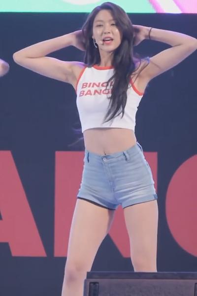 
청반바지 몸매

