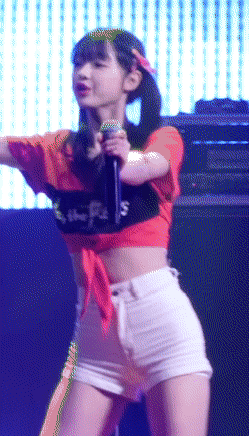 
흰색 팬츠 유아
