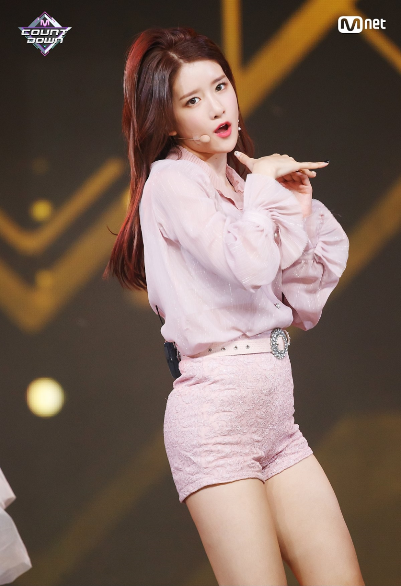 
우주소녀 ^-^
