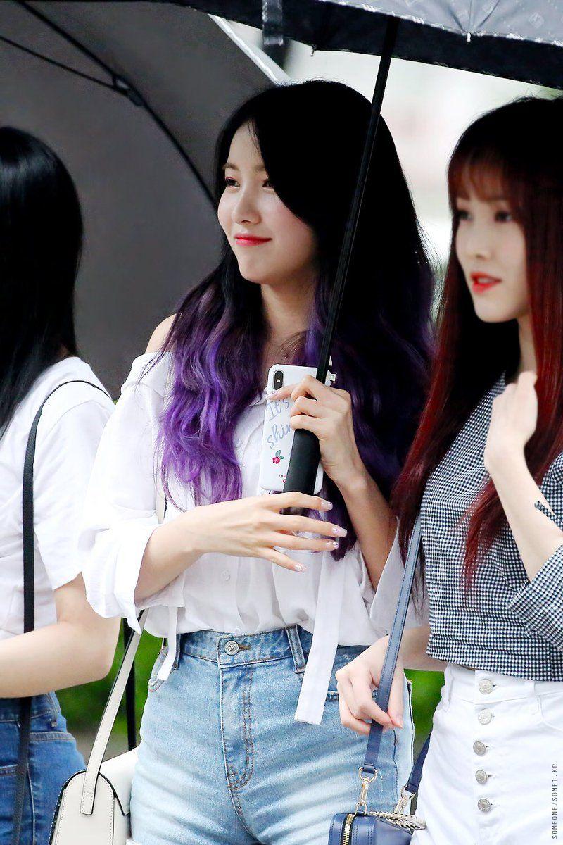 
여자친구
