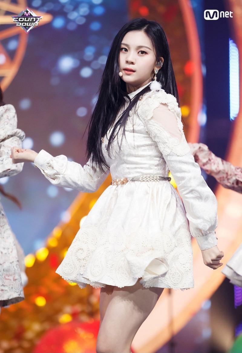 
여자친구
