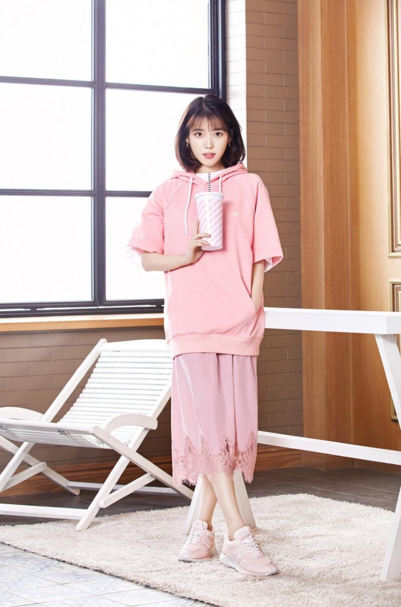 
아이유
