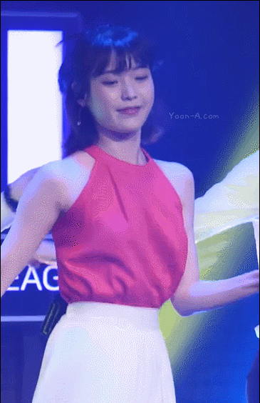 
아이유
