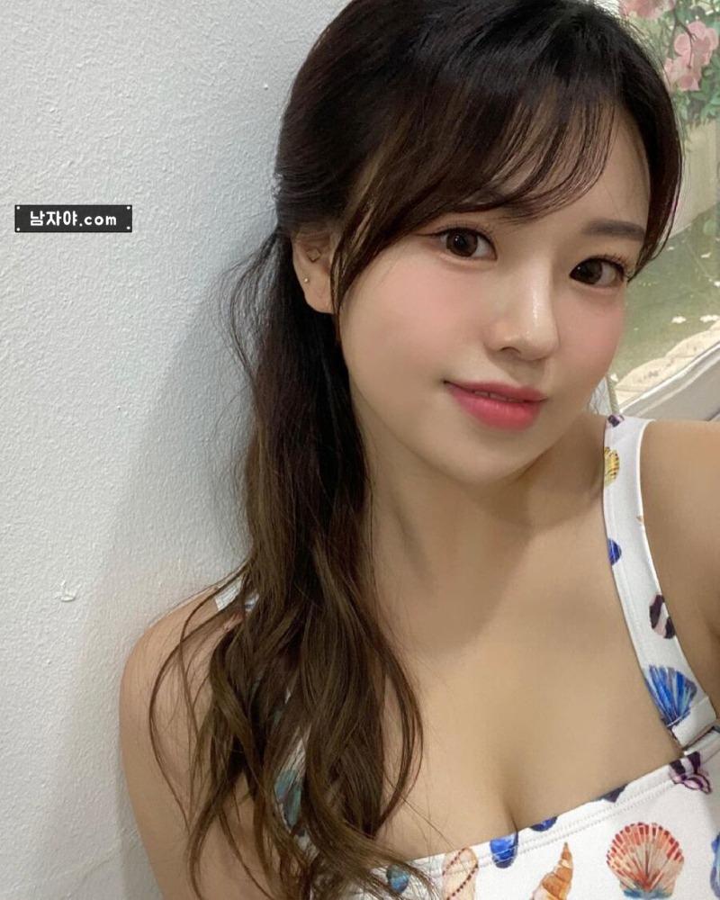 
한동안 이길자 없을듯한 완소 얼굴&몸매
