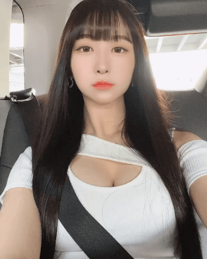 
청순한 글래머
