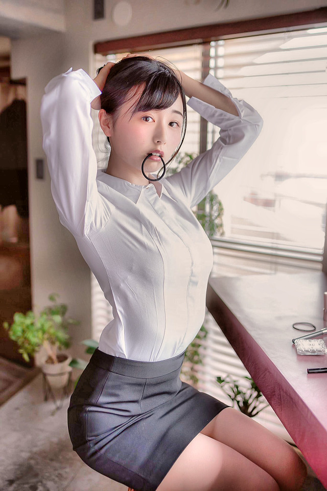 
쿠리타 에미
