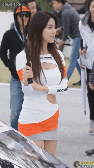 
레이싱모델 안나경
