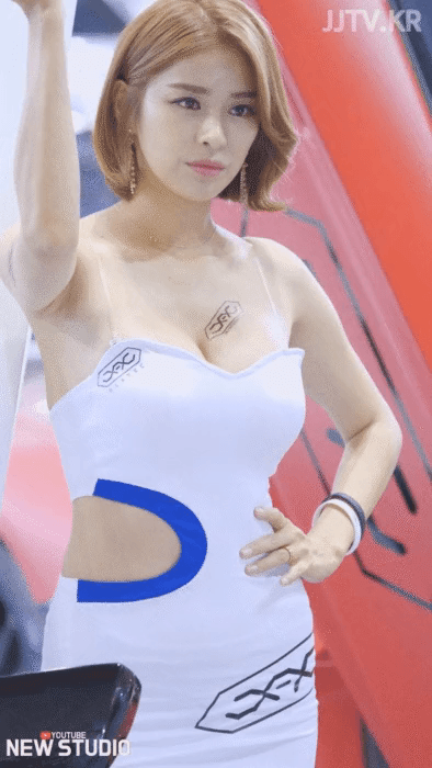 
레이싱모델 안나경
