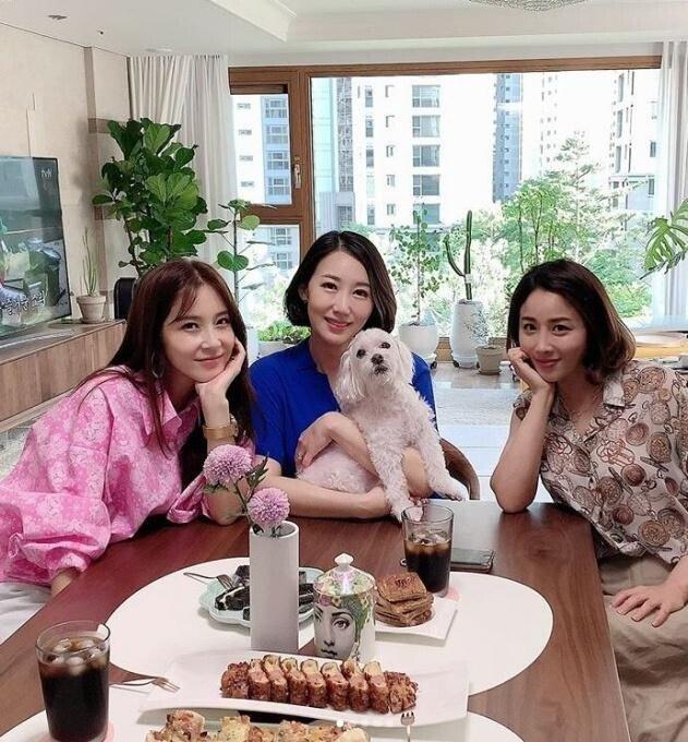 
여배우 농염미가...~
