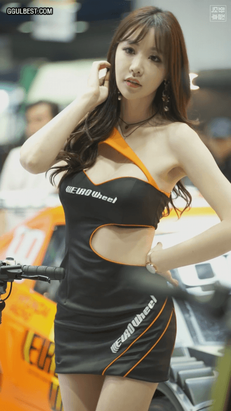 
레싱 모델 홍지연
