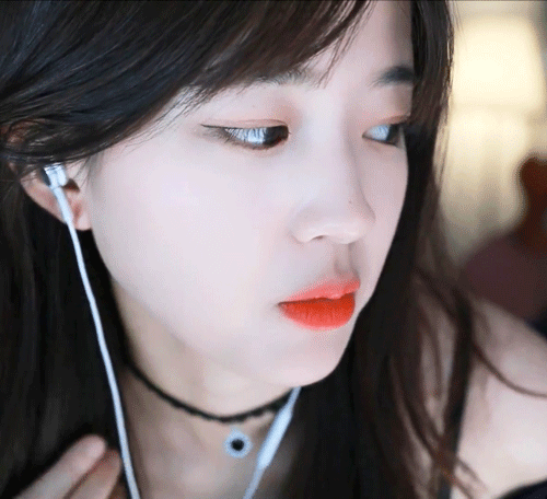 
문월
